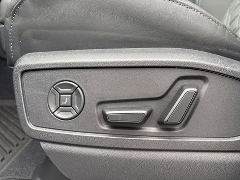 New 2025 Audi SQ5 Premium Plus w/ Premium Plus Package image 10