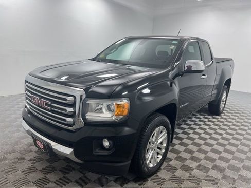 Used 2016 GMC Canyon SLT image 2