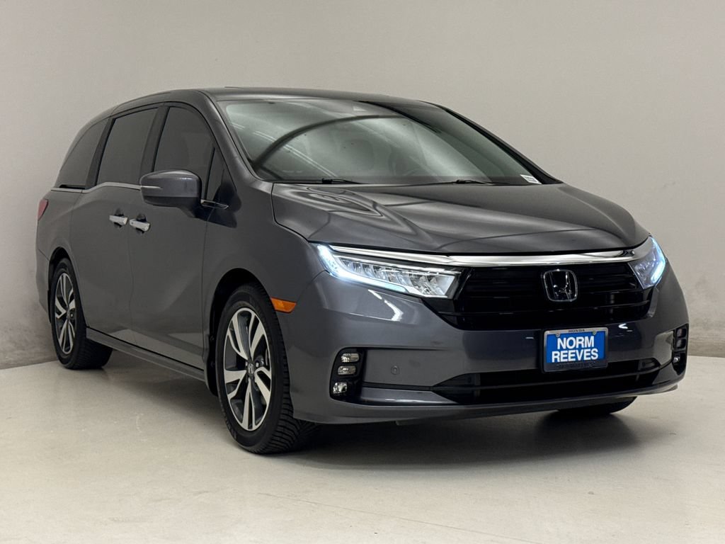 Certified 2024 Honda Odyssey Touring image 4