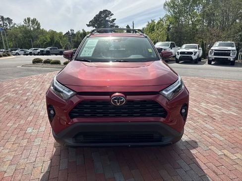 Used 2025 Toyota RAV4 XLE Premium FWD image 31