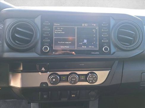 Used 2022 Toyota Tacoma SR RWD image 12