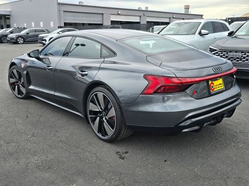 New 2026 Audi S e-tron GT Prestige image 3