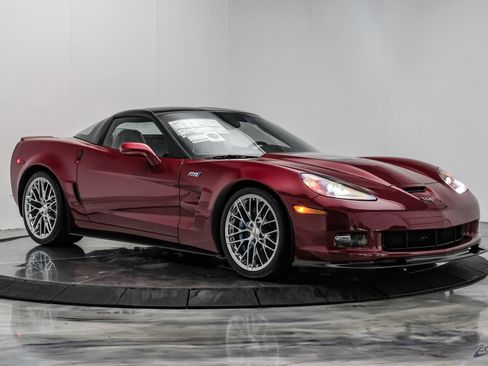 Used 2010 Chevrolet Corvette ZR1 w/ Preferred Equipment Group RWD image 23