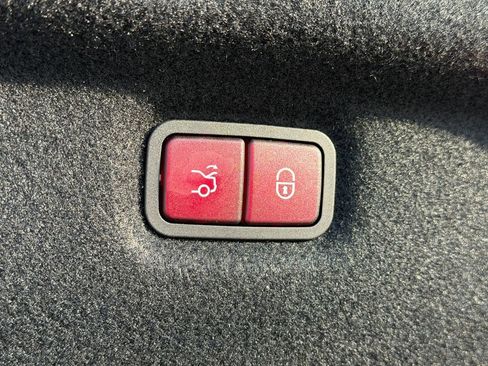 Used 2023 Mercedes-Benz SL 43 AMG image 31