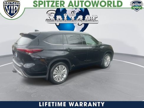 New 2026 Toyota Highlander Platinum AWD/4WD image 9
