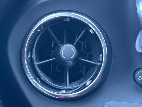 Used 2022 Chevrolet Camaro SS RWD image 27