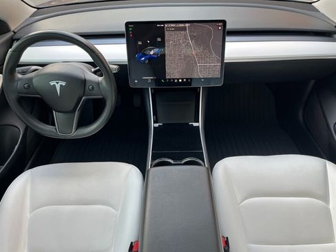 Used 2018 Tesla Model 3 Long Range AWD/4WD image 5