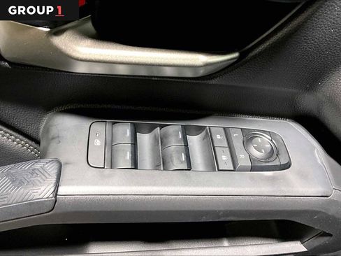 Certified 2025 Toyota Tacoma Limited image 36