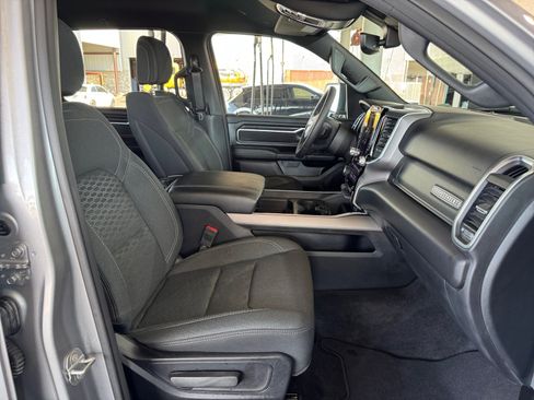 Used 2025 RAM 1500 Big Horn RWD image 28