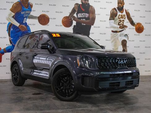 Used 2025 Kia Telluride EX X-Line AWD/4WD image 2