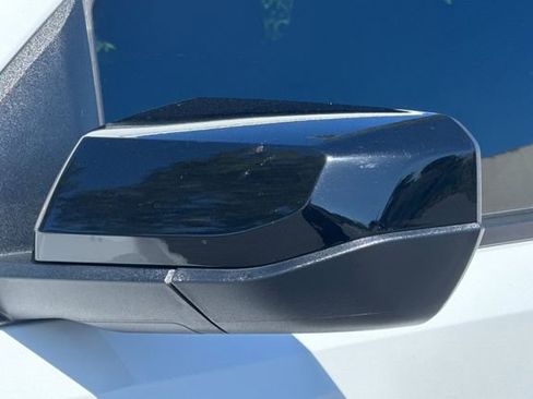 Used 2024 Chevrolet Colorado Z71 w/ Z71 Convenience Package 2 image 51