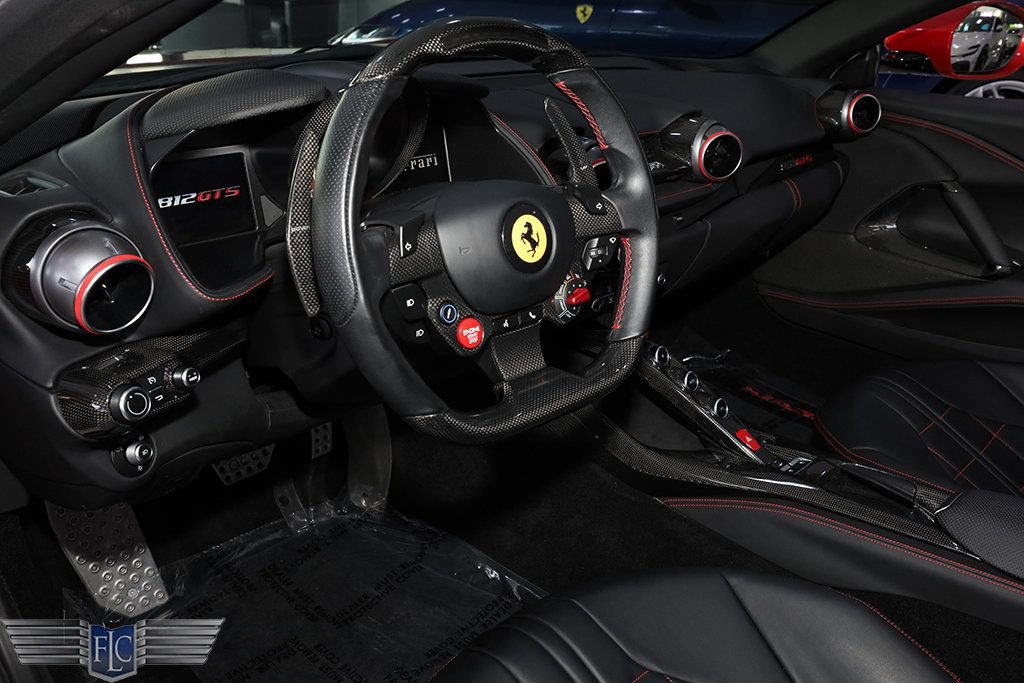 Used 2021 Ferrari 812 GTS RWD image 21
