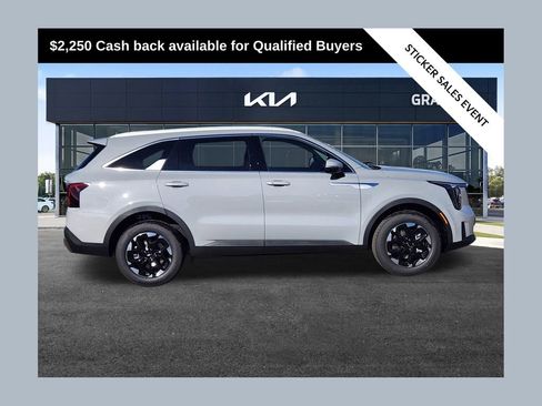 New 2026 Kia Sorento S AWD/4WD image 1