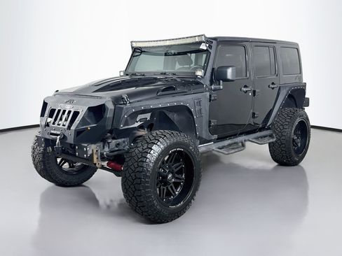 Used 2018 Jeep Wrangler Unlimited Rubicon w/ Cold Weather Group AWD/4WD image 4