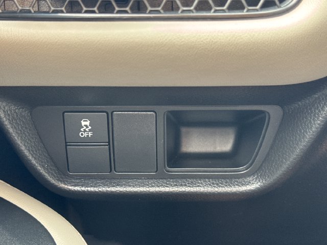 Used 2025 Honda HR-V LX image 31