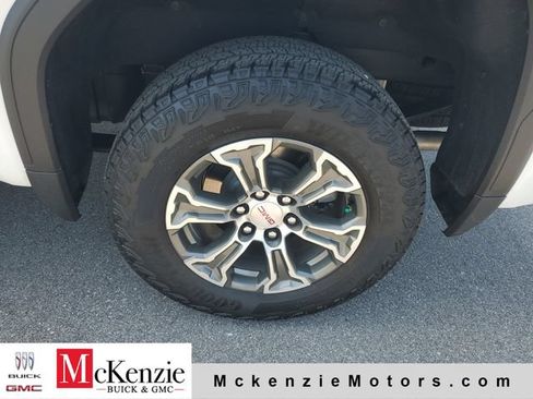 Certified 2026 GMC Sierra 1500 SLE AWD/4WD image 30