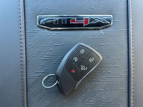 New 2025 GMC Sierra 2500 AT4X w/ AT4X AEV Edition image 33