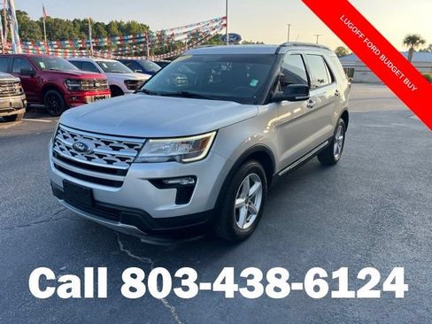 Used 2018 Ford Explorer XLT w/ Equipment Group 201A FWD image 37