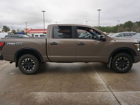 Used 2021 Nissan Titan PRO-4X w/ Pro-4x Convenience Package image 24