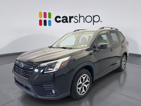 Used 2023 Subaru Forester Premium AWD/4WD image 1