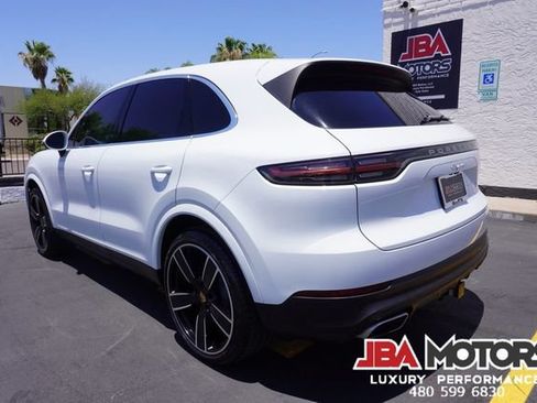 Used 2023 Porsche Cayenne AWD/4WD image 57