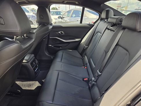 Used 2025 BMW 330i xDrive Sedan AWD/4WD image 29