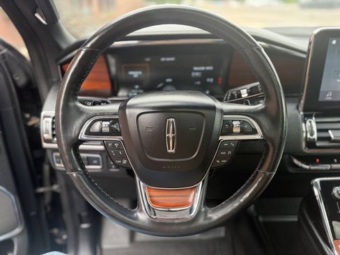 Used 2019 Lincoln Navigator Reserve w/ Cargo Package AWD/4WD image 29