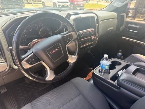 Used 2016 GMC Sierra 2500 SLE w/ HD SLE Value Package AWD/4WD image 8