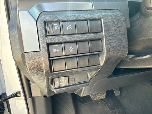 Used 2025 Toyota Tacoma SR5 AWD/4WD image 24