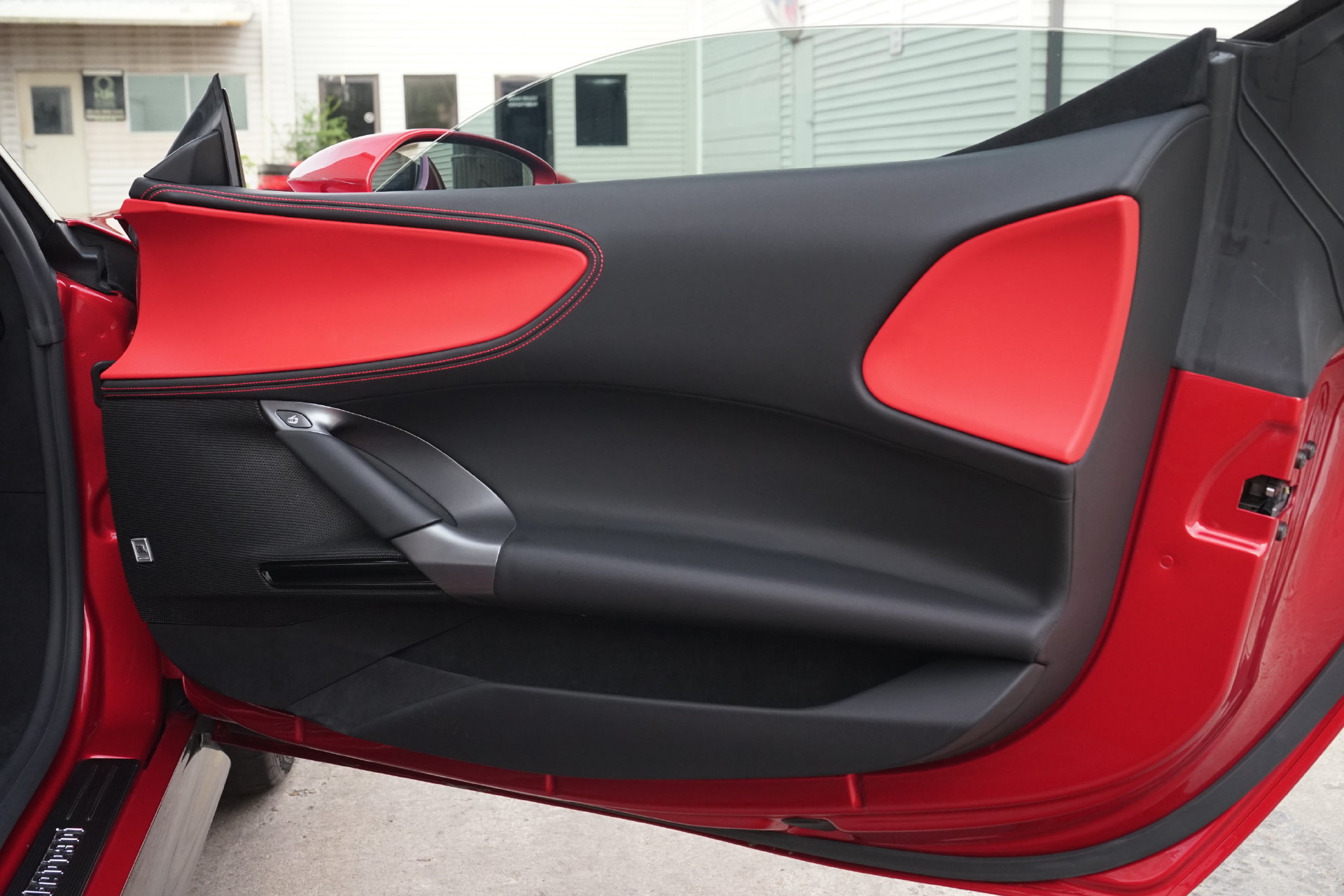 Used 2021 Ferrari SF90 Stradale AWD/4WD image 20