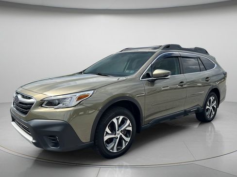 Used 2022 Subaru Outback Limited AWD/4WD image 3