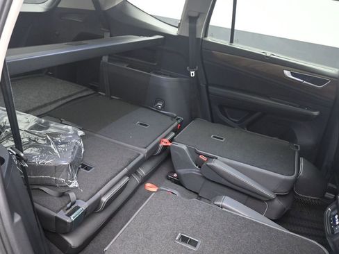 New 2026 Volkswagen Atlas SE FWD image 27