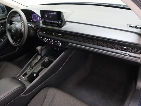 Used 2024 Honda Accord EX image 37