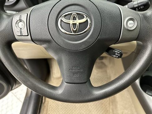 Used 2011 Toyota RAV4 2WD image 14
