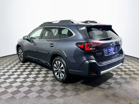 Used 2024 Subaru Outback Touring AWD/4WD image 5