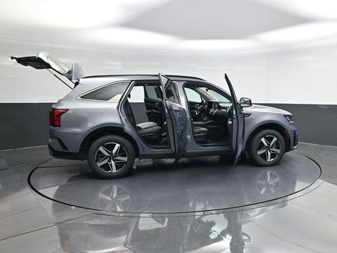 Used 2022 Kia Sorento S w/ Panoramic Sunroof Package image 58