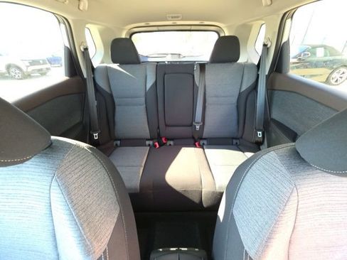 Used 2023 Nissan Rogue SV image 21