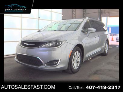 Used 2018 Chrysler Pacifica Touring-L