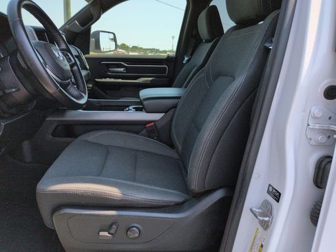 Used 2022 RAM 1500 Big Horn AWD/4WD image 15
