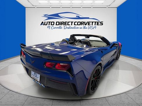 Used 2017 Chevrolet Corvette Grand Sport w/ Z07 Performance Package RWD image 9