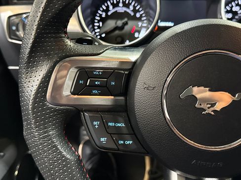 Used 2019 Ford Mustang GT Premium RWD image 23