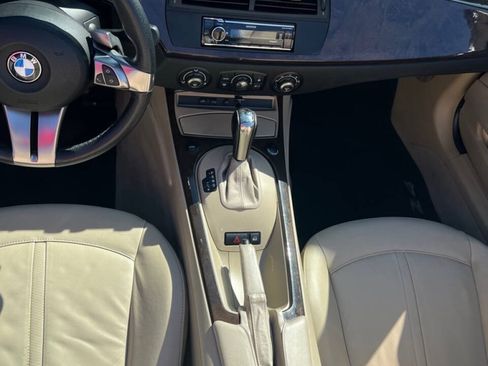 Used 2006 BMW Z4 3.0si RWD image 24