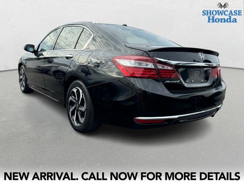 Used 2017 Honda Accord EX-L image 4