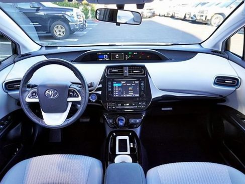 Used 2016 Toyota Prius Four FWD image 25
