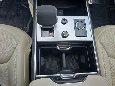 Certified 2023 Land Rover Range Rover SE AWD/4WD image 26
