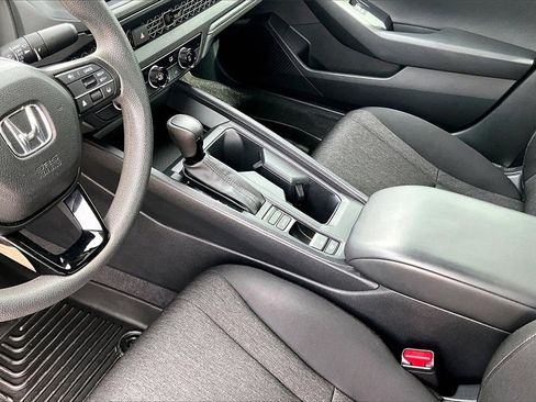 Used 2023 Honda Accord LX image 16