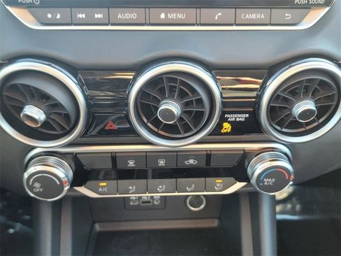 Certified 2023 Nissan Sentra SV image 27