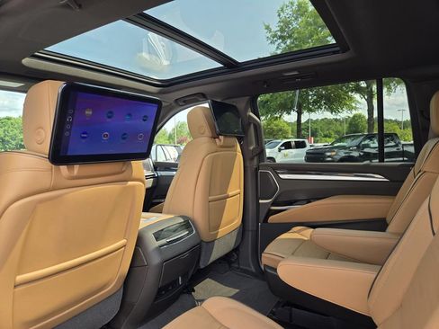 Certified 2026 Cadillac Escalade ESV Luxury w/ Touring Package AWD/4WD image 16