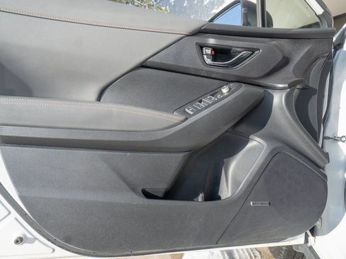 Certified 2025 Subaru Crosstrek 2.5i Limited w/ Popular Package #4A image 7