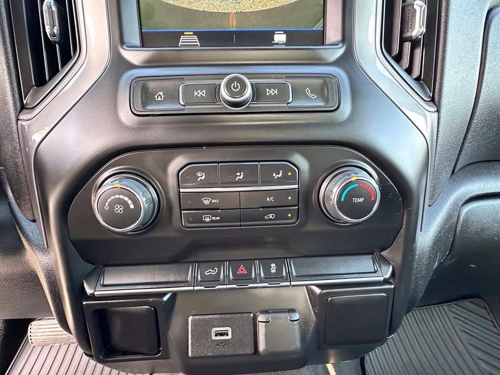Certified 2019 Chevrolet Silverado 1500 Custom w/ Custom Convenience Package AWD/4WD image 31